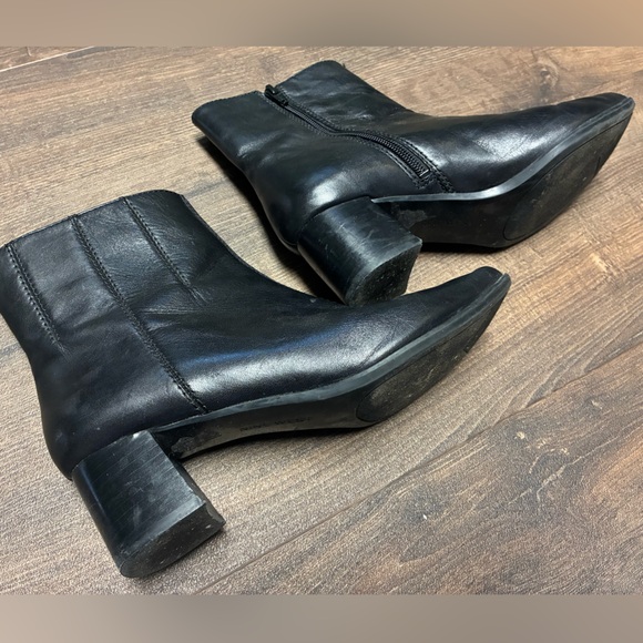 Nine West Black Leather Ankle Boots - Picture 2 of 6